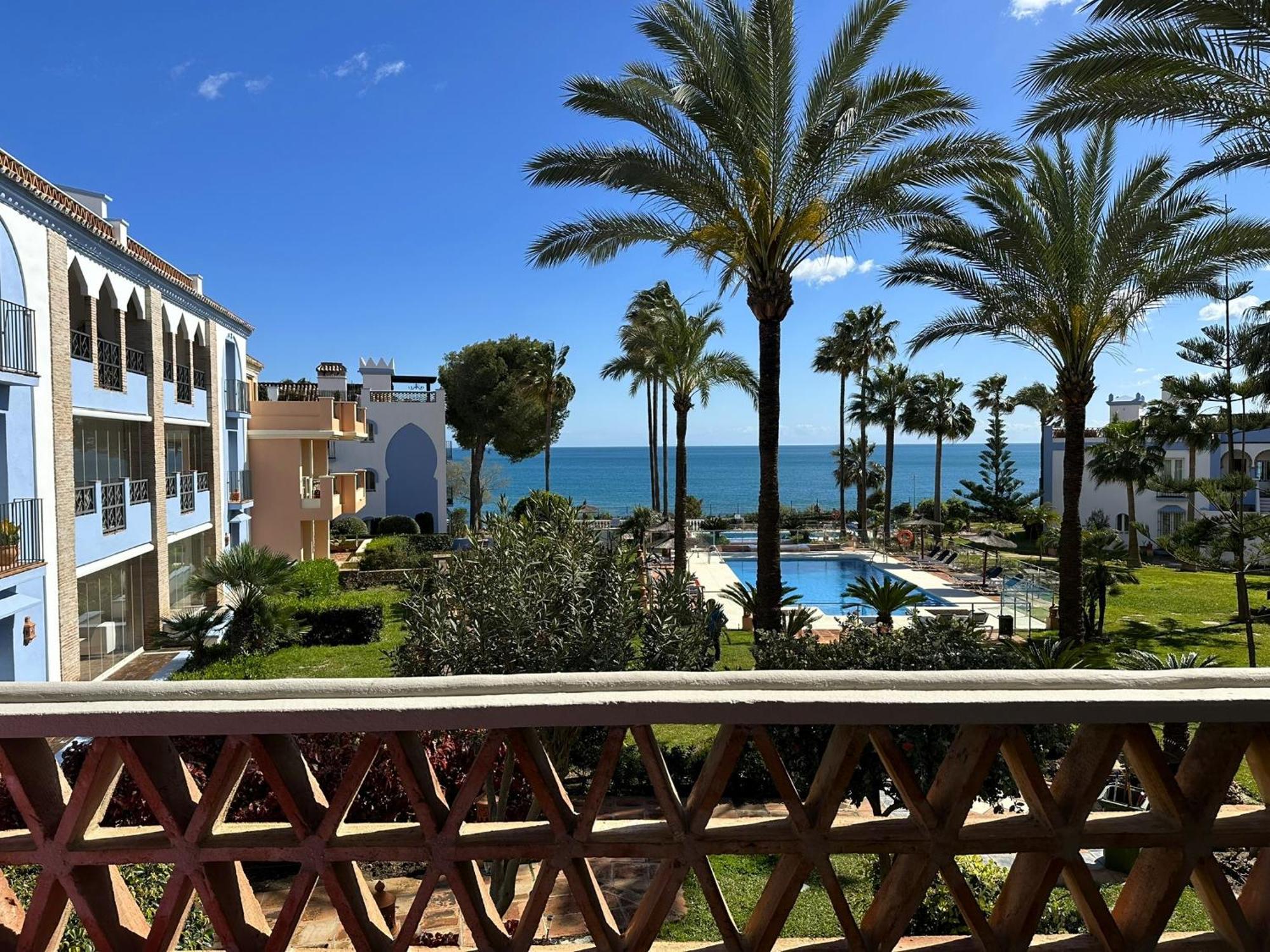La Perla De Marakech Lägenhet Estepona